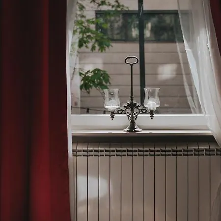 Apartment Salon In Dorcol Historical