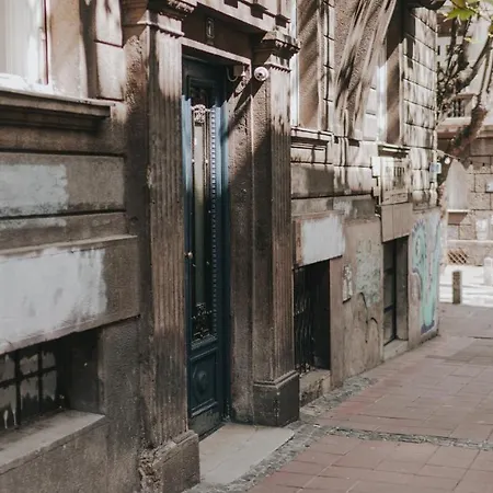 Salon In Dorcol Historical Appartamento